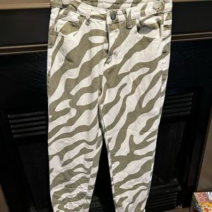 Zebra pants